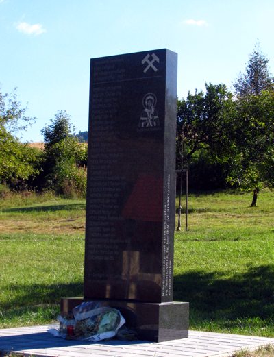 Pamätník baníkom, ktorí zahynuli pri výkone povolania 1950 - 1993 Pamätník baníkom, ktorí zahynuli pri výkone povolania 1950 - 1993